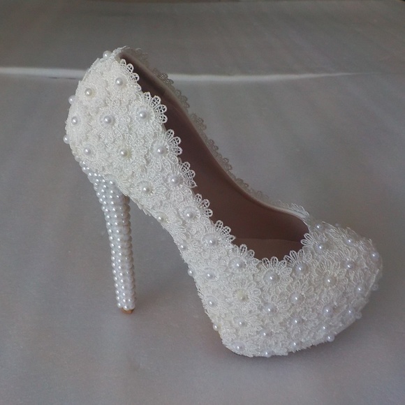 Crystal Queen Shoes - White Lace & Pearl Platform Pump Shoes